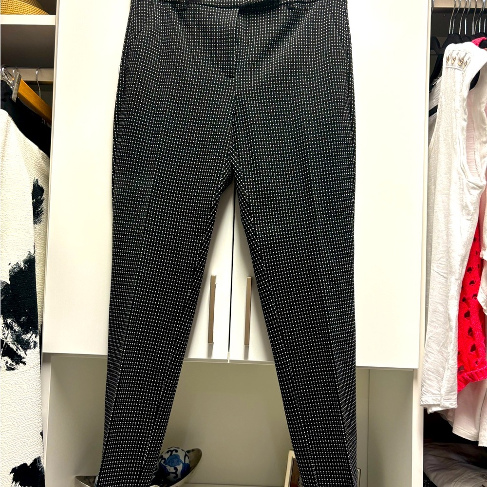 Slim black and white pants